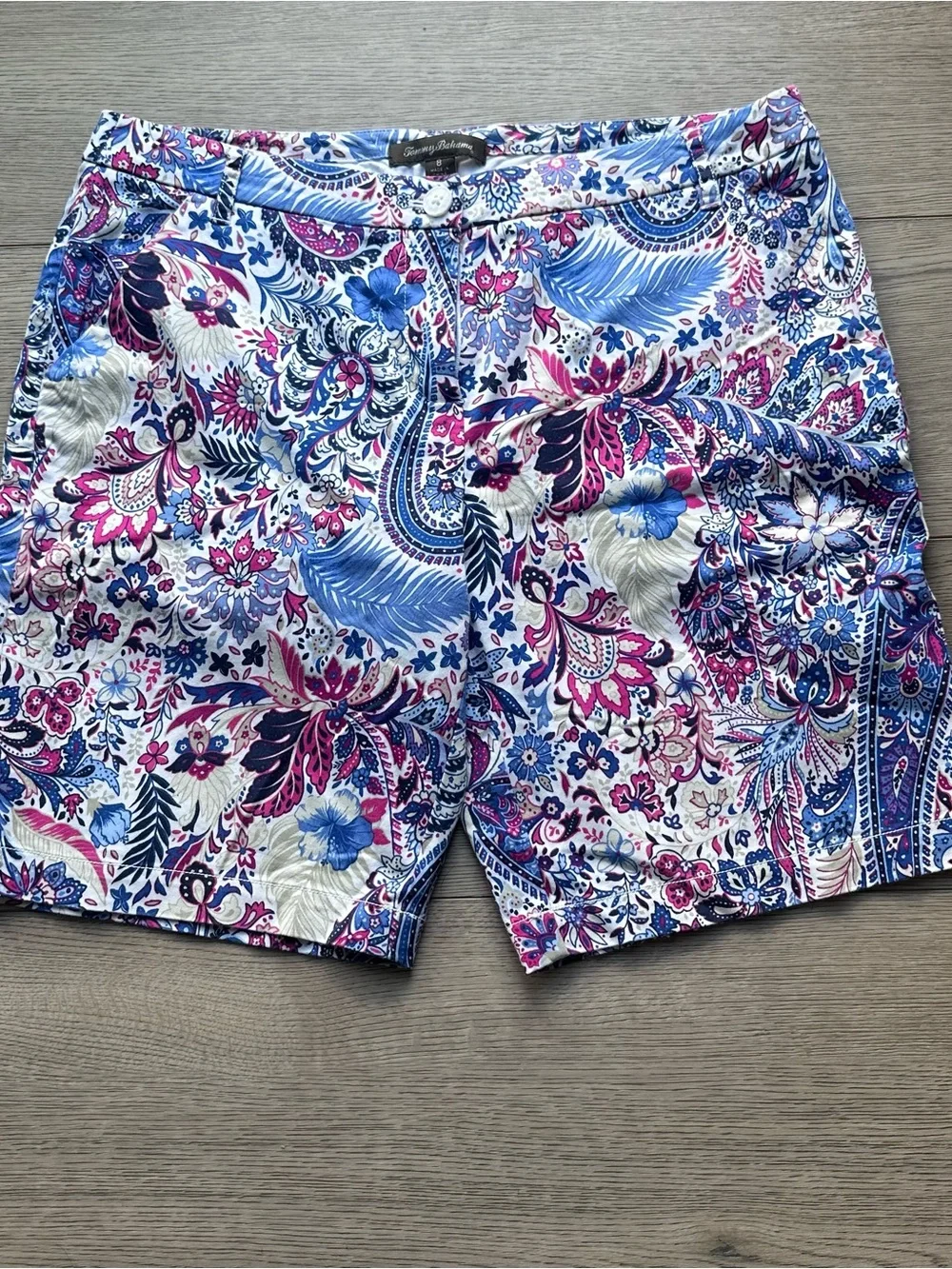 Tommy Bahama Floral Paisley Shorts Women’s Size‎ 8 Pink Blue  Stretch Bermuda